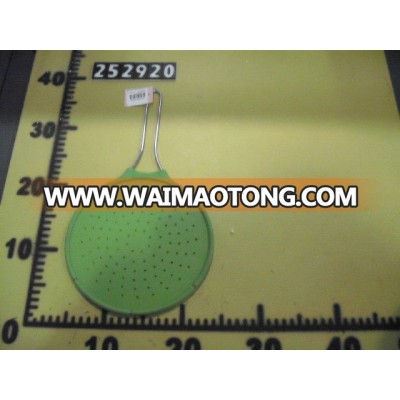 Strainer--silicon kitchenware